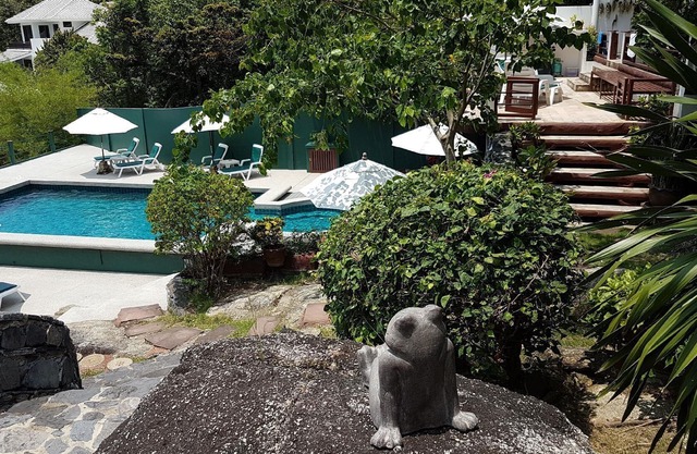 Holiday villa "DeeDee Villa Retreat" with pool