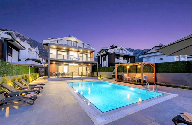 Holiday villa for 8 people in Fethiye Ölüdeniz Ovacık area