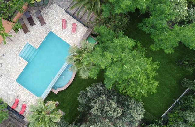 Holiday Villa 'La Jacaranda' with Pool, Terrace & Wi-Fi