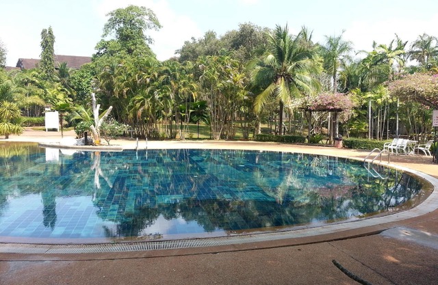 Holiday villa with communal pool