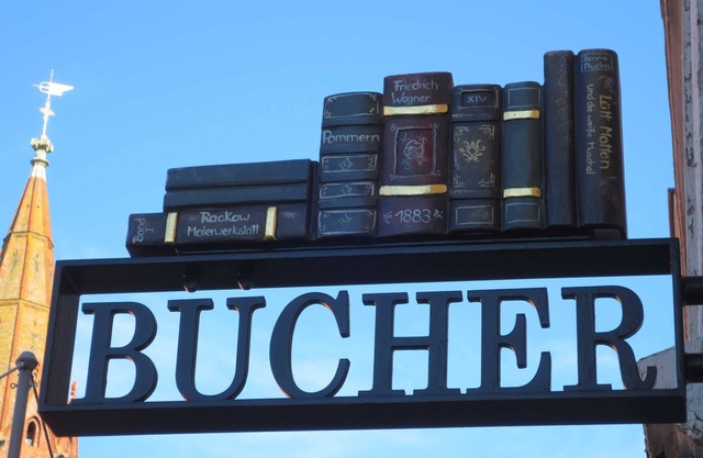 Holidays at the bookseller - holidays at the bookseller