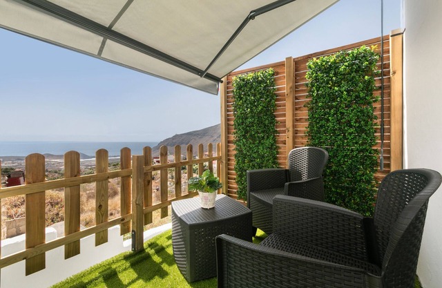 Holidays 'El Hogar De Ireneo A' with sea views, private terrace and Wi-Fi