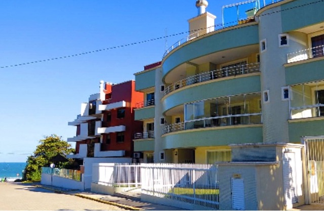 HOLIDAYS IN PARADISE IN 3-DORM APARTMENT. WITH VIEW TO THE SEA IN 4ILHAS - SC