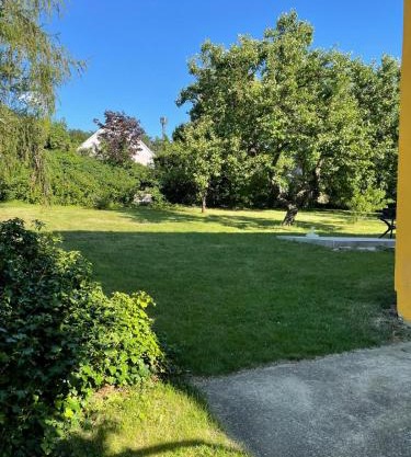 Hollabrunn-Rest-Relaxation-Garden contactless check-in