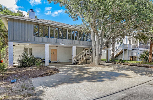 Home by Crawford Square, Heated Pool Access