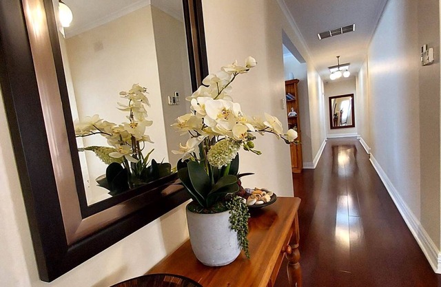 Home with easy access to CBD: Magill