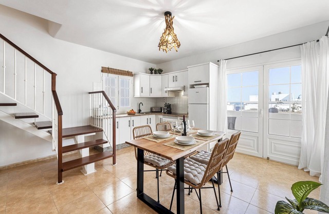 Home2Book Delightful Órzola Duplex by the Coast