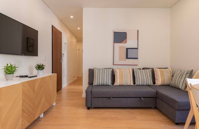 Homely 2BDR Apartment w/Terrace by LovelyStay