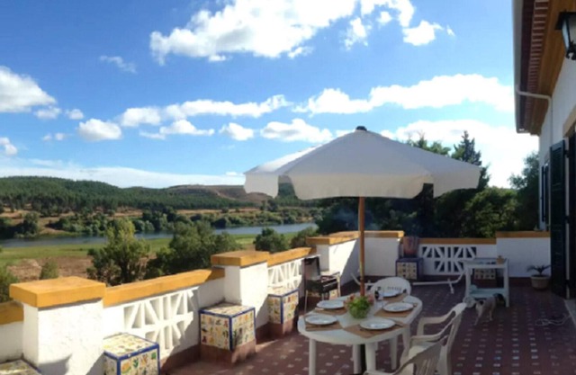 Homerez - 200 m away from the beach! Appartement for 5 ppl. at Praia do Ribatejo