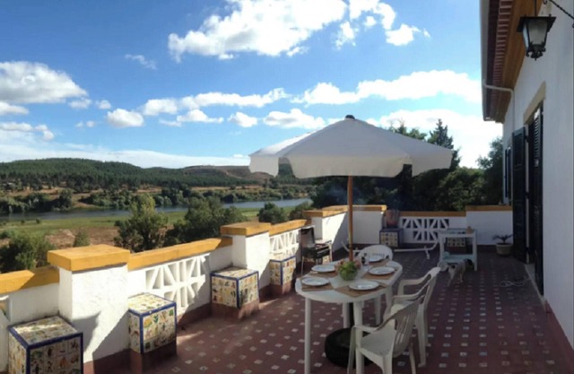 Homerez - Apartment at Praia do Ribatejo