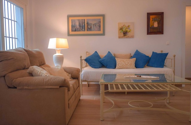 Homerez - Apartment in Peñaflor