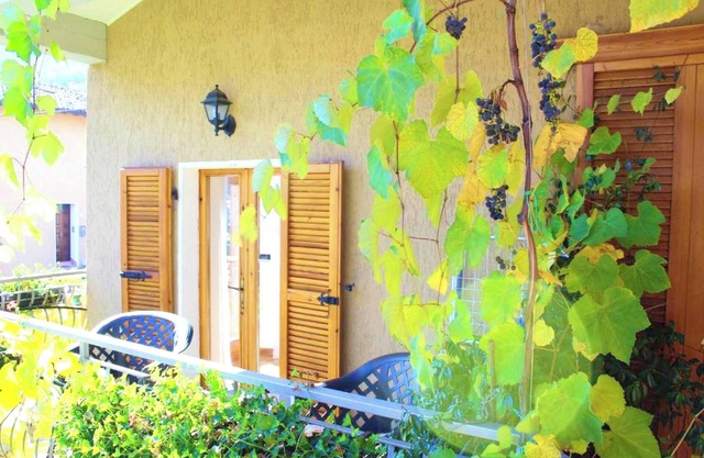 Homerez - Apartment in Prabione, parking