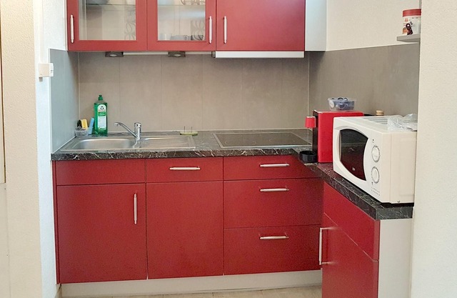 Homerez - Beautiful studio for 3 ppl. with spa at Bevaix