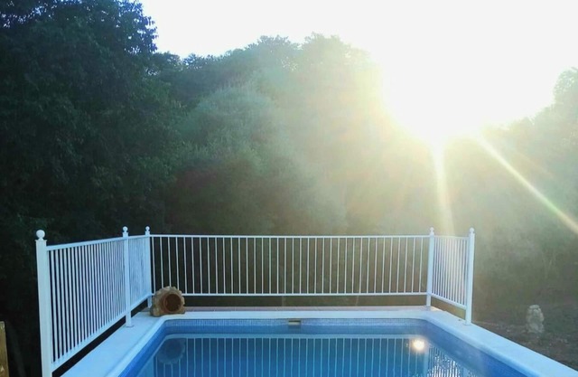 Homerez - Charming Chalet in Córdoba with Private Pool