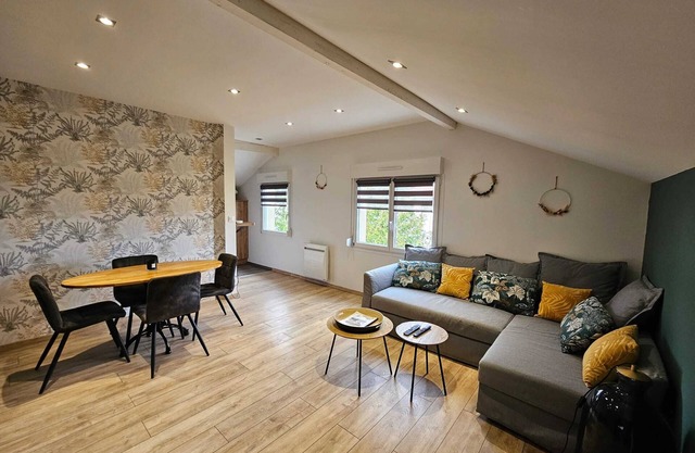 Homerez - Charming House with Sauna in Les Forges
