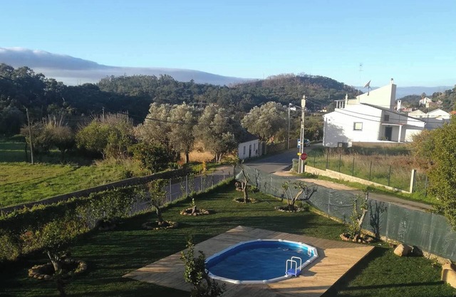 Homerez - Charming House in Monchique with Shared Pool