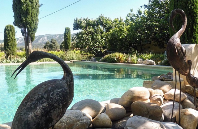 Homerez - Charming House in Oppède with Mountain View