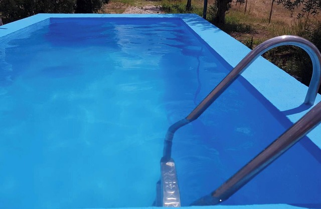 Homerez - Charming House in Santarém with Pool