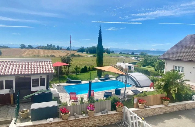 Homerez - Comfortable studio in Bevaix with mountain view - 30 m² + Spa
