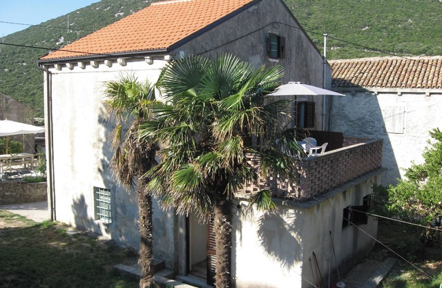 Homerez - Cozy House in Sveti Jakov, Mountain View