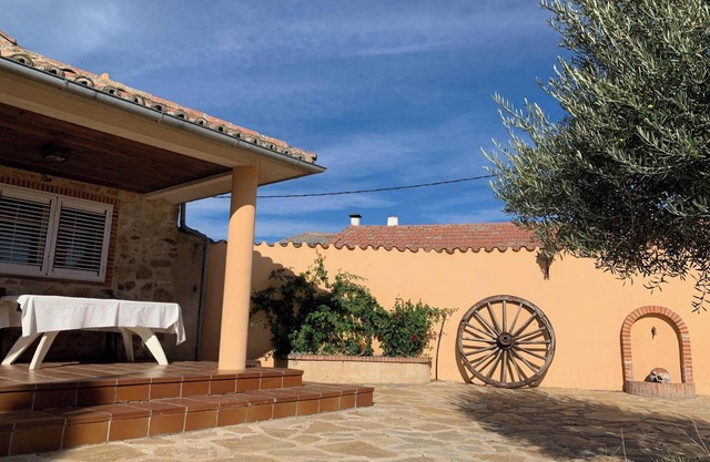 Homerez - House in Aldehuela de la Bóveda