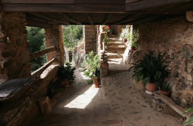 Homerez - House for 8 ppl. with terrace and balcony at Robledillo de Gata