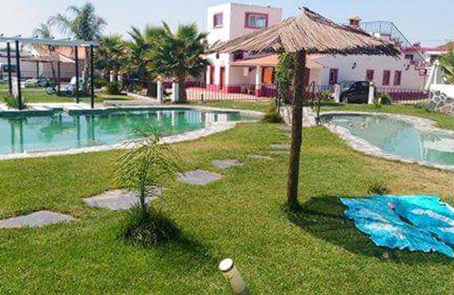 Homerez - House for 4 ppl. with shared pool, garden and terrace at Montoito