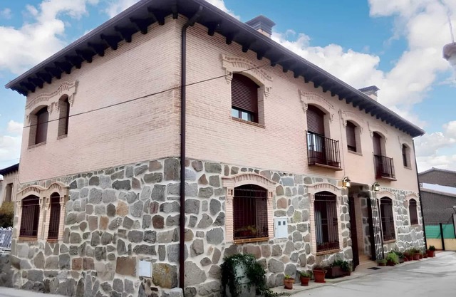 Homerez - House in Cenicientos