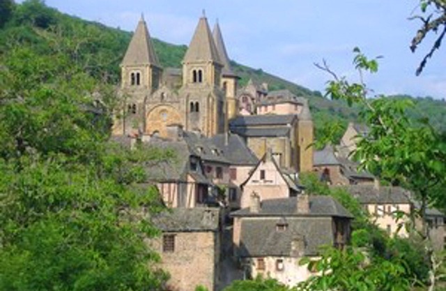 Homerez - Nice house for 6 ppl. with terrace at Conques-en-Rouergue
