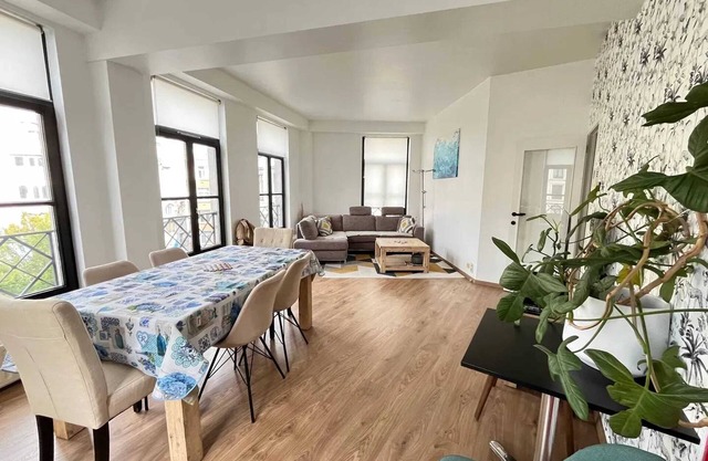Homerez - Pentagon Apartment, Brussels