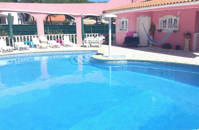 Homerez - Spacious Apartment in Sintra 120 m² + Pool