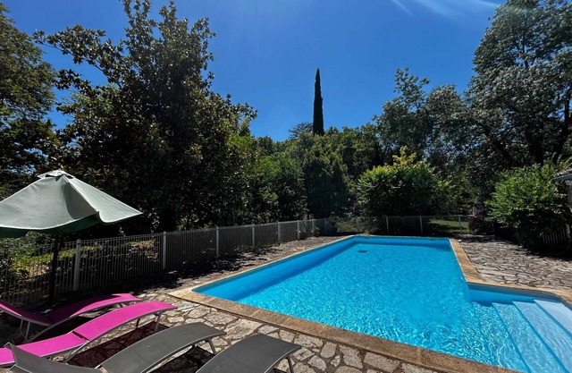 Homerez - Villa in Berrias-et-Casteljau