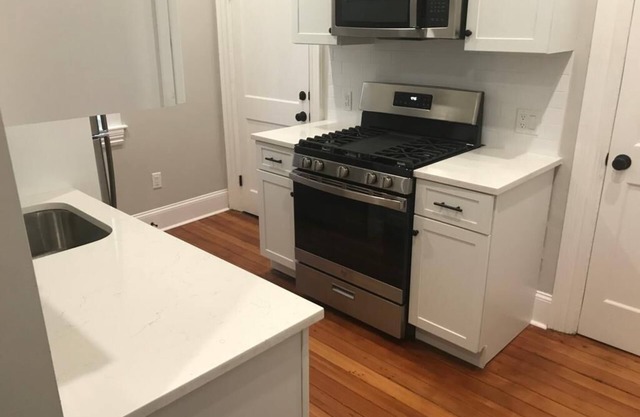 HomeStay - B&B - Near South Boston - JFK-Umass Area