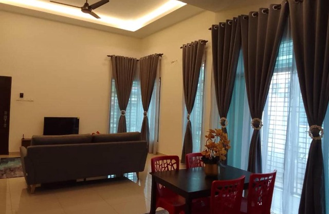 HOMESTAY IMPIAN, BATU GAJAH PERAK