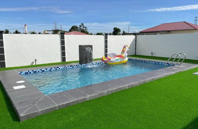 Homestay Malacca Private Pool - Klebang Beach, BBQ,15 Pax