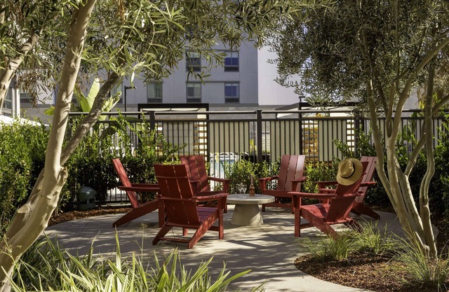 Homewood Suites by Hilton Long Beach Airport