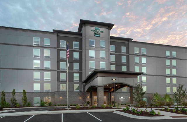Homewood Suites by Hilton Lansing Eastwood