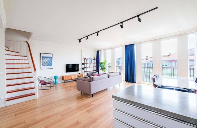 Homie Suites | 2br Duplex Penthouse/Sea View #M10