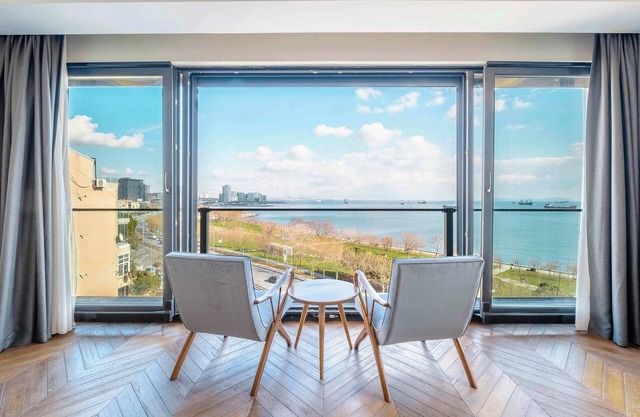 Homie Suites | Duplex 4br Penthouse w Sea View#BA6