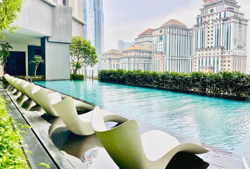 Hospitality Service Suites The Mews Klcc