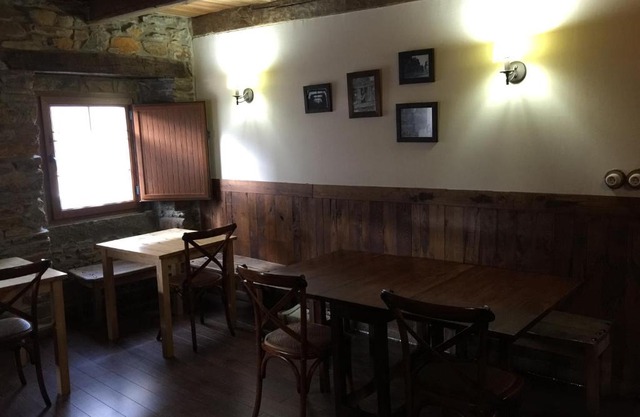 Hostal De Montaña La Aldeya