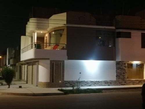 HOSTAL LA NOCHE - Pisco