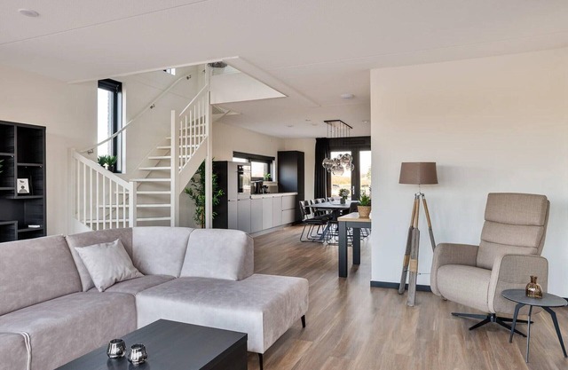 Hot Tub Retreat w/Jetty