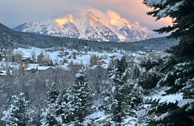 Hot Tub & Views w/Town & Hot Springs Nearby