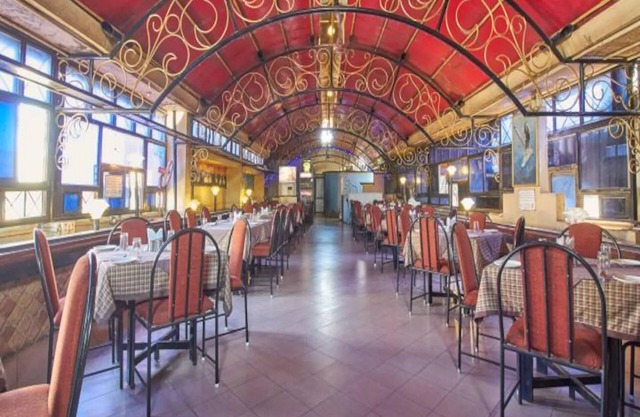 Hotel Adarsha Palace