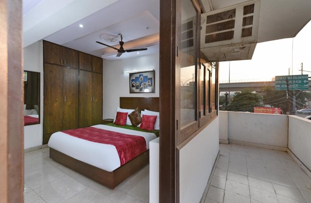 Hotel Admire Inn Sector-18 by ASPL