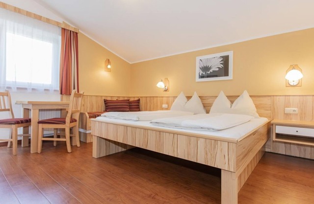 Hotel apartment (3-5) with separate bedrooms - Theresa, * Hotel- Pension