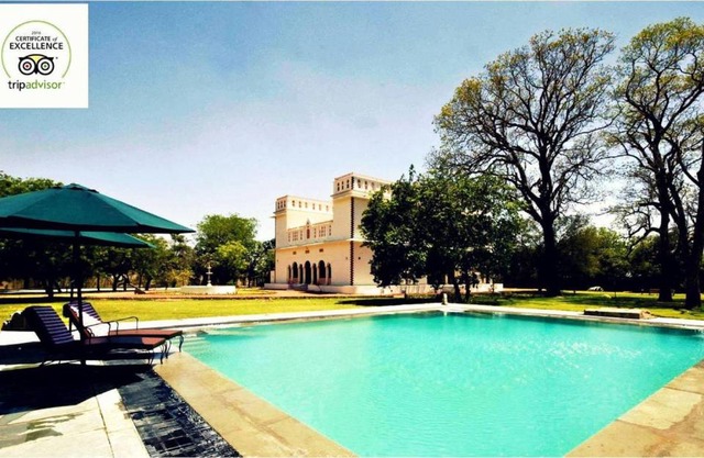 Hotel Bijay Niwas Palace