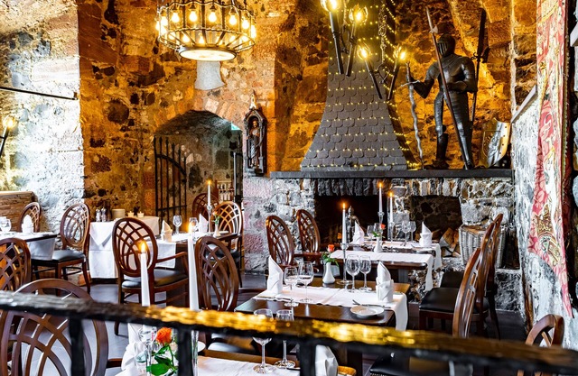 Hotel Burg Staufenberg