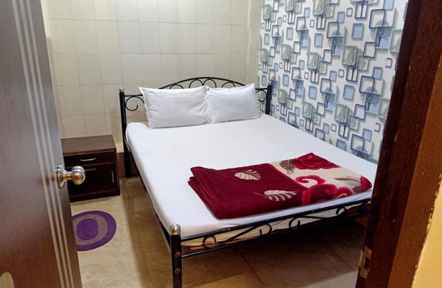 Hotel Central Inn, Mumbai